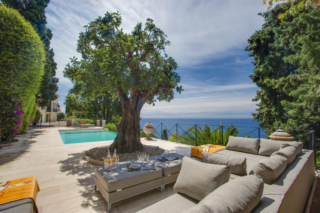 Luxurious Villa Overlooking Monaco Roquebrune-Cap-Martin Exterior photo