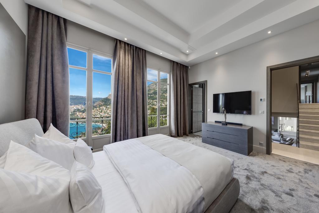 Luxurious Villa Overlooking Monaco Roquebrune-Cap-Martin Exterior photo